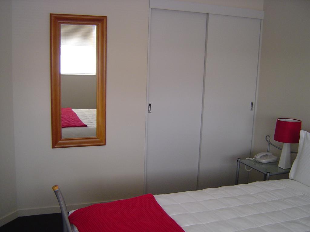 Kudos Business Suites & Airport Motel Όκλαντ Δωμάτιο φωτογραφία